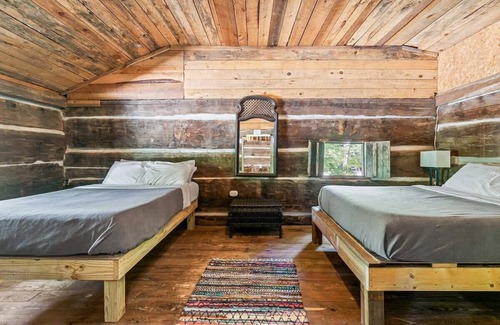 Erwin Cabin | The Crockett Cabin! Waterfront- Rafting + Paddleboarding