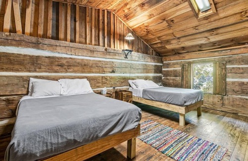 Erwin Cabin | The Crockett Cabin! Waterfront- Rafting + Paddleboarding