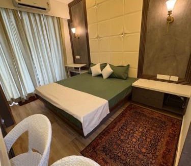 Greater Noida House | The Crown