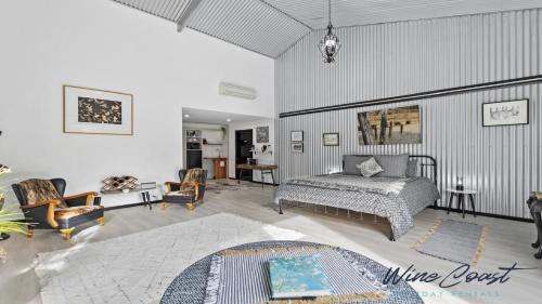 Whites Valley House | The Cubby House by Wine Coast Holiday Rentals