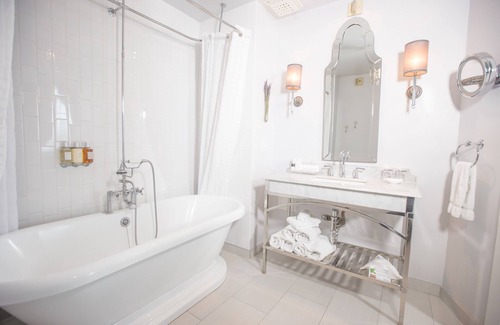 Downtown Culver City Hotel | The Culver Hotel