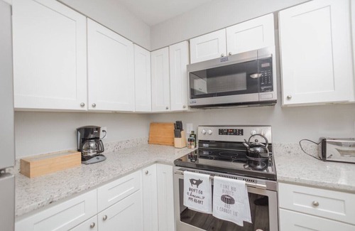 Martinsburg Apartment | The Cute Condo- 2 bedroom apartment
