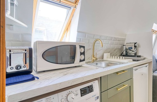 Quartier du Faubourg-Montmartre Apartment | The Cute - Near Haussman