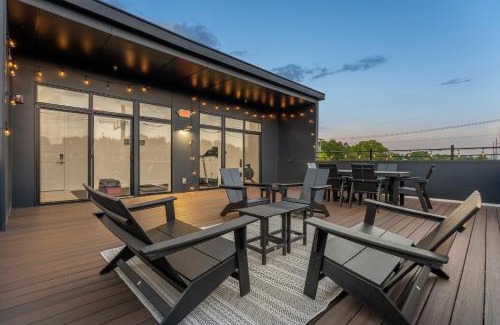 Inglewood Apartment | The Daffodil by Stay Local Nashville