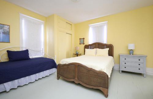 Lindley Park Bed & Breakfast | The Dailey Renewal Retreat B & B