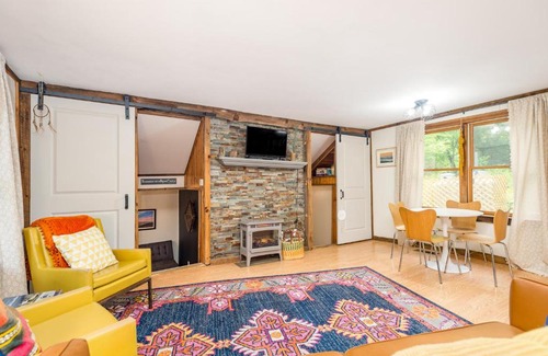 Black Mountain House | The Daisy at Snowy Cove