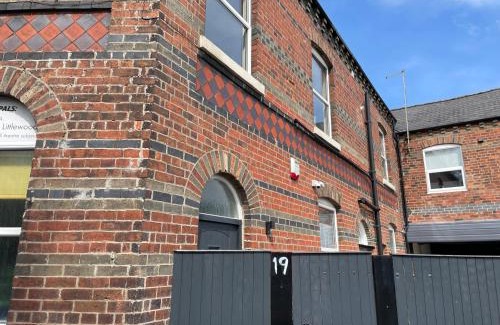 Chesterfield Apartment | The Dance School - 1 and 2 Bedroom Apartments in the Heart of Chesterfield