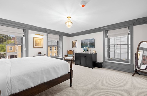 Portsmouth Hotel | The Davenport Inn