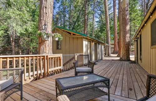 Camp Nelson Cabin | The Davis Cabin Camp Nelson-Fish, Kick Back, Enjoy