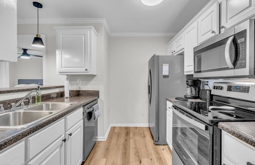 Starkville Condo | The Dawg Den by OneHometown Getaways