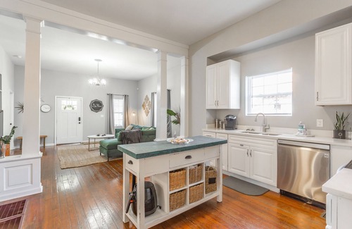 Chattanooga House | The De'Vine Home- 5 mins. from Downtown