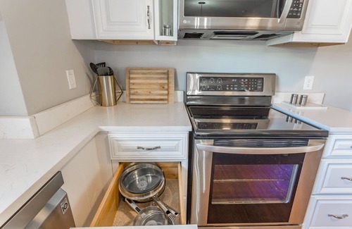 Chattanooga House | The De'Vine Home- 5 mins. from Downtown