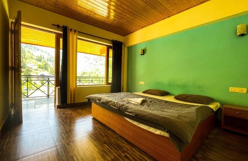 Old Manali House | The Deephill Vivid