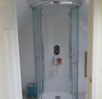 Balloch Apartment | The Den , Sengera