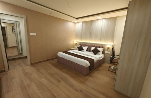 Bhopal Hotel | The Denary Suites