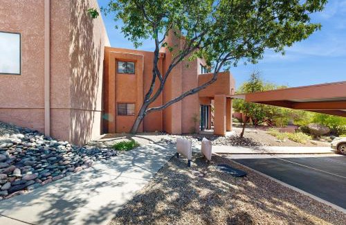 Tucson Apartment | The Desert Solace