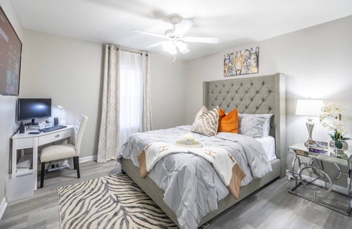 Gracewood House | “The Designer Magnolia”-2 QN BD/QN Sleeper/2BA