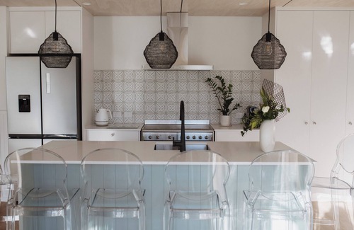 Waikanae Villa | The Doctors Villa Waikanae