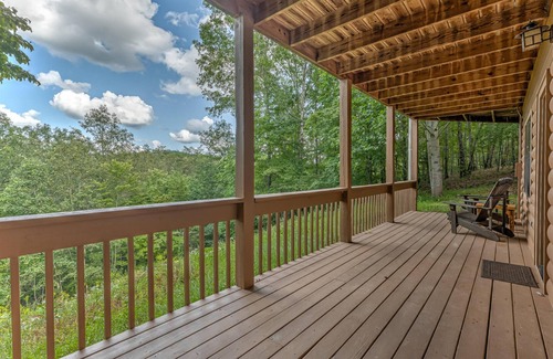Mineral Bluff Cabin | The Dogwood Cabin by Escape to Blue Ridge