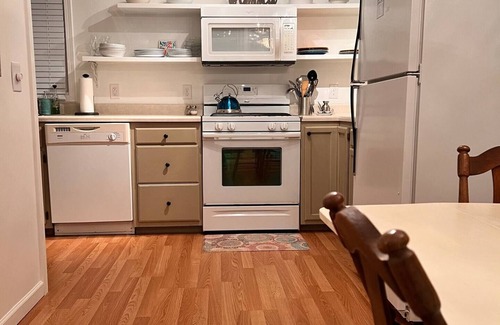 Waynesville Cottage | The Dogwood Cottage in Walker in the Hillsn