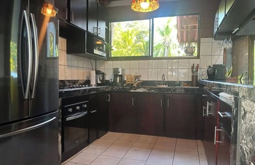 Cerro Plano House | The door to the sea