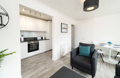 Central Aberdeen Apartment | The Doric – Modern Apartment in Aberdeen
