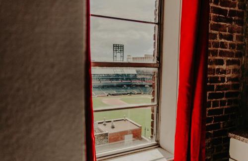 Downtown Memphis Apartment | The Downtown Art Loft
