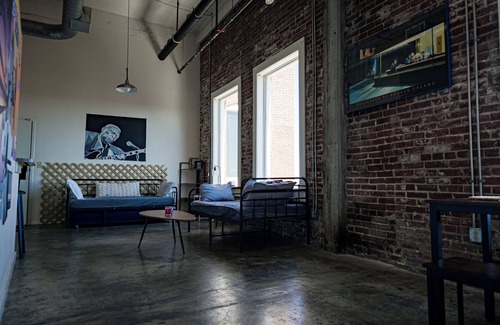 Downtown Memphis Apartment | The Downtown Grizz Loft