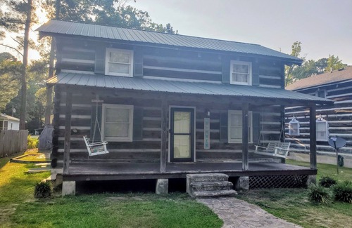 Elizabethtown Cabin | The Ducks Winter Nest @ White Lake NC