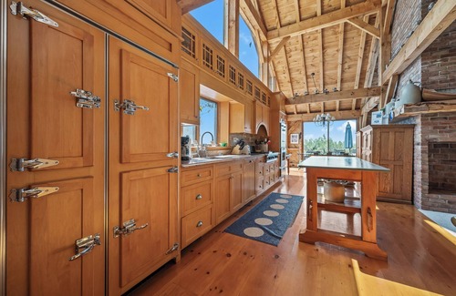 Rangeley House | The Dunn Main House - Gorgeous home on Mooselookmeguntic Lake