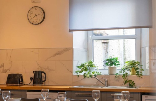 Fort William City Centre Apartment | The Duplex Apartment