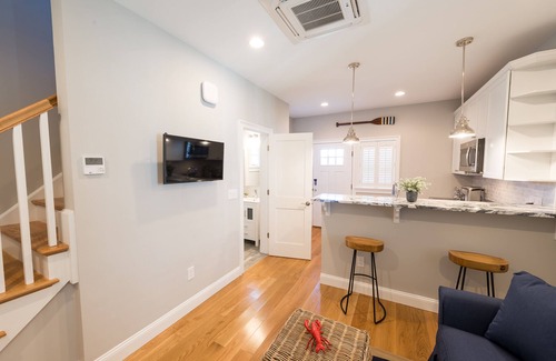 Middletown Hotel | The East Island Reserve Hotel
