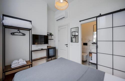 Kaleici Hotel | The Easy Rooms Verandah