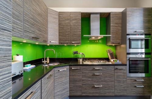 Old Town Apartment | The Edinburgh Address - Castle View Apartment
