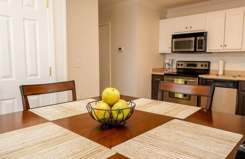 Oxford House | The Edinburgh, Best Rate for SC GameDay!