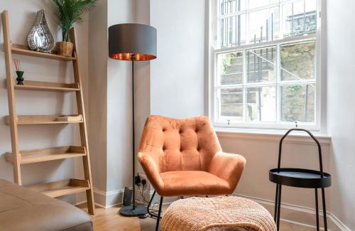 Newington Apartment | The Edinburgh Meadows Apartment