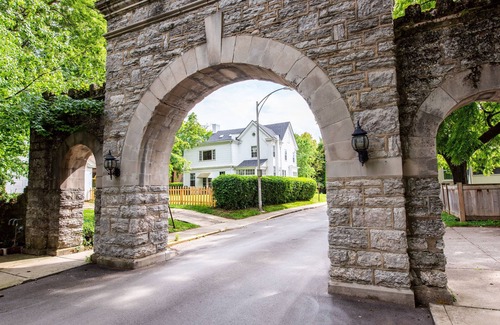 Northside District House | The Edward Fisk House in the Heart of Historic Downtown