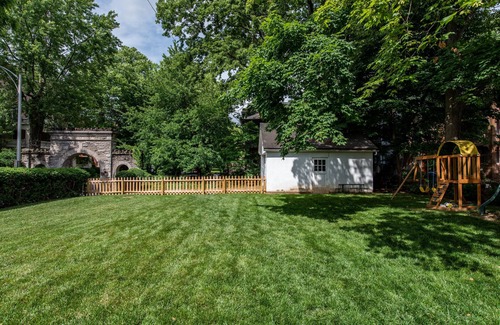 Northside District House | The Edward Fisk House in the Heart of Historic Downtown