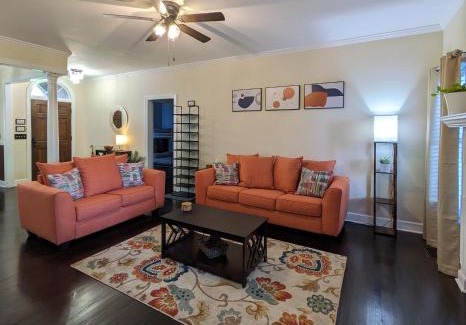 Huntcliff House | The Elizabeth