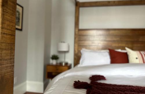 Colchester Bed & Breakfast | The Ellis Inn
