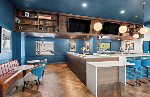 Williams Hotel | The Ellsworth Hotel, an Ascend Collection Hotel