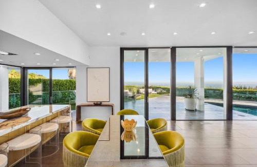 Hollywood Hills West Villa | The Elvis Villa by Stay Awhile Villas