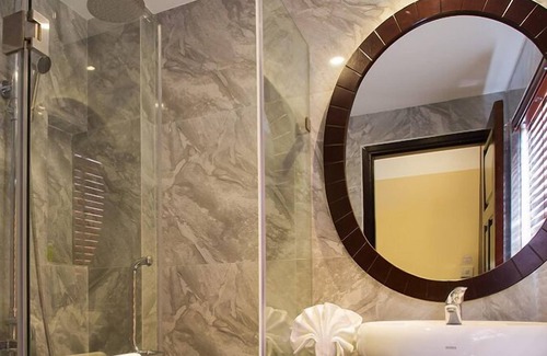French Quarter Hotel | The Embassy Hotel Hanoi