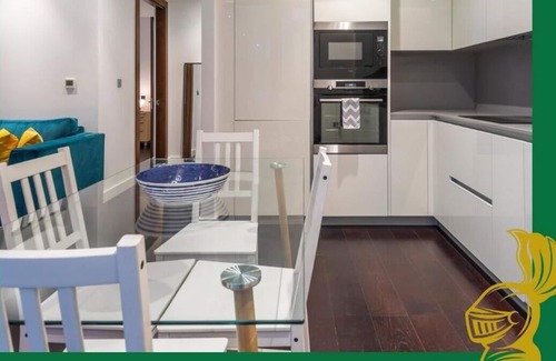 Vauxhall Apartment | The Embassy Suite @Devereux_Residential