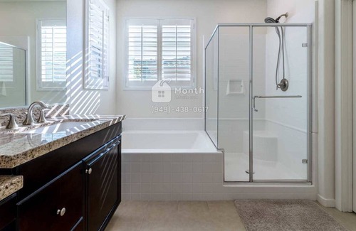 Valle Lindo House | The Emerald on Blossom Way