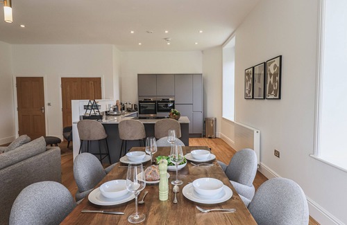 Newland Near Ulverston Cottage | THE EMMA SUITE STONE CROSS MANSION, family friendly in Ulverston