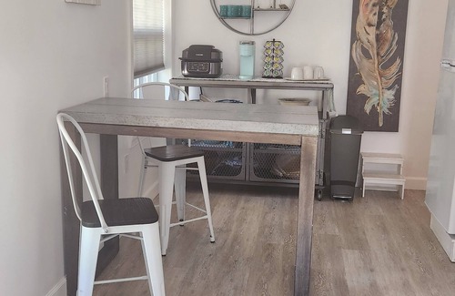 Bonita Springs House | The Enchanted Cottage; Imperial River Kayak Trail Oasis adjacent to Downtown Fun