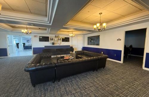 Roswell Hotel | The Enchanted Suites and Residence