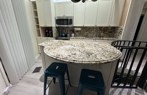Cheat Lake House | The Escape Pod at Cheat Lake/Morgantown, WVU - 2BD/2BA, HOT TUB, Lake & Golf