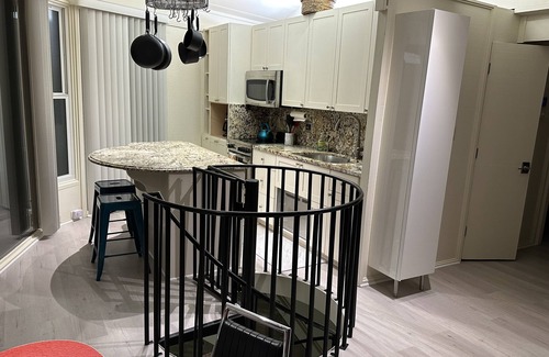Cheat Lake House | The Escape Pod at Cheat Lake/Morgantown, WVU - 2BD/2BA, HOT TUB, Lake & Golf